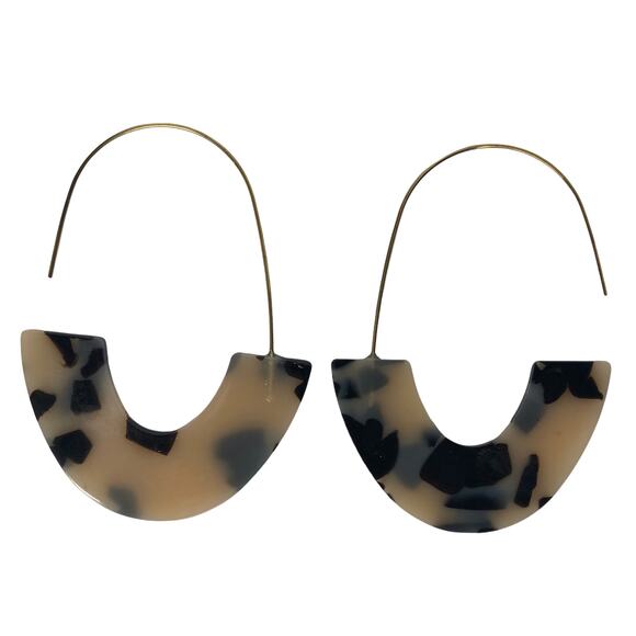 Cream and Black Tortoise Shell Resin Drop Earrings - Picture 4 of 4